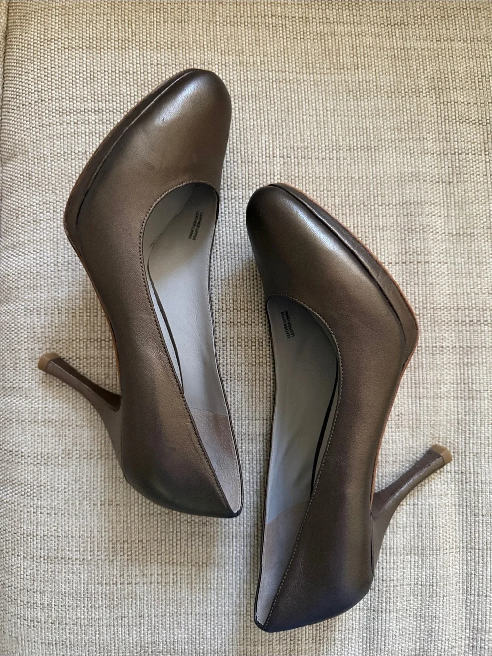 Title: Via Spiga Metallic Bronze Leather Platform Pumps Heels Size 7.5M EUC